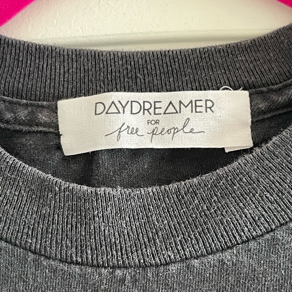Daydreamer for Free People Guns N Roses t-shirt. NWOT, never worn. One size - Picture 3 of 3